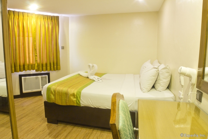 Imagen de la habitación del Hotel Atrium, Pasay. Foto 9