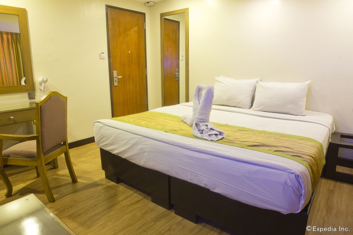 Imagen de la habitación del Hotel Atrium, Pasay. Foto 10