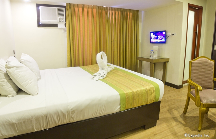 Imagen de la habitación del Hotel Atrium, Pasay. Foto 11