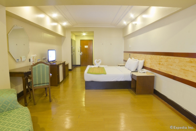 Imagen de la habitación del Hotel Atrium, Pasay. Foto 13