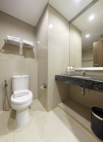 Imagen de la habitación del Hotel Atrium Premiere. Foto 12