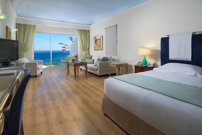 Imagen de la habitación del Hotel Atrium Prestige Thalasso Spa Resort and Villas. Foto 10