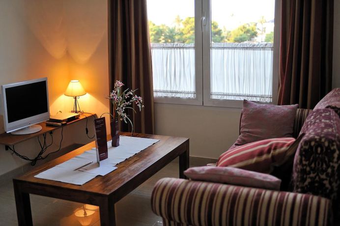 Imagen de la habitación del Hotel Atrium, Puerto Mazarr&oacute;n. Foto 5