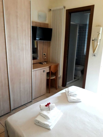 Imagen de la habitación del Hotel Atrium, Rimini. Foto 3