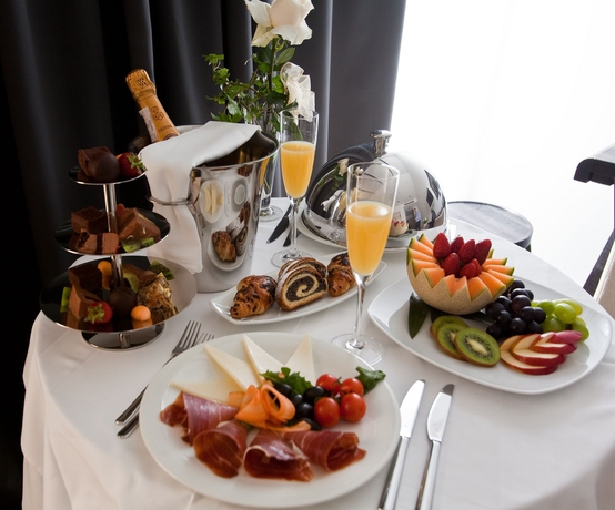 Imagen del bar/restaurante del Hotel Atrium, Split. Foto 2