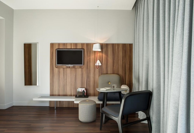 Imagen de la habitación del Hotel Atrium, Suresnes. Foto 12