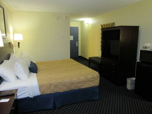 Imagen de la habitación del Hotel Atrium & Conference Center. Foto 10