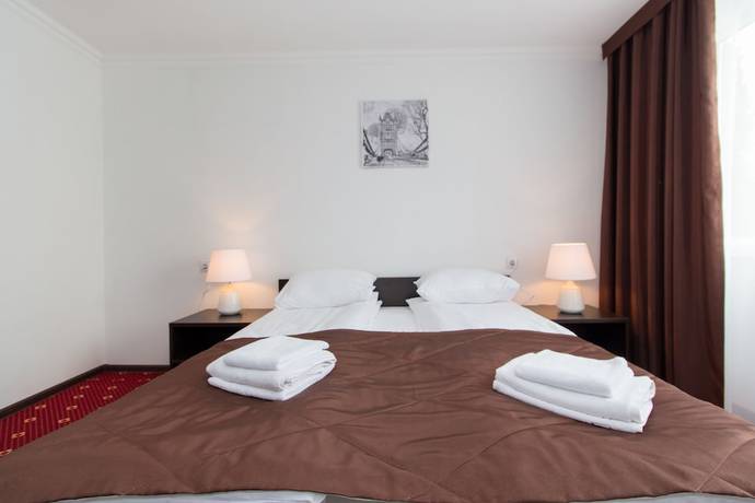 Imagen de la habitación del Hotel Atriya. Foto 14