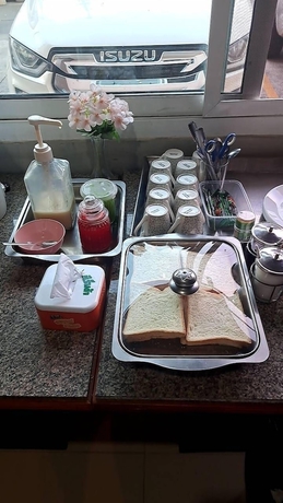 Imagen del bar/restaurante del Hotel Atroom Hostel. Foto 2