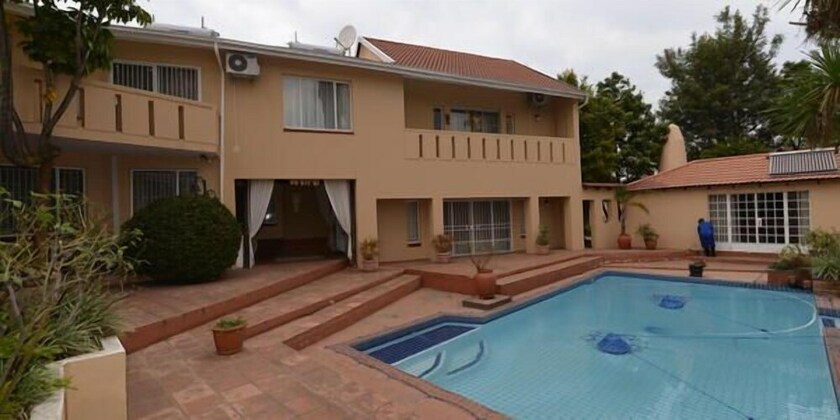 Imagen general del Hotel Attache Guest Lodge. Foto 10