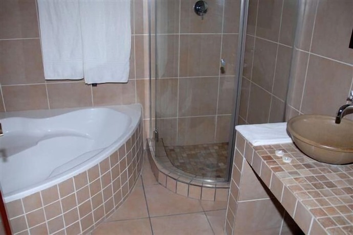 Imagen general del Hotel Attache Guest Lodge. Foto 13