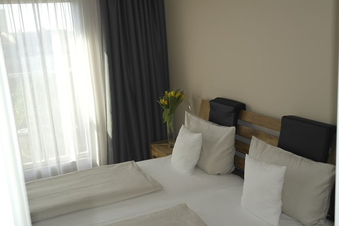 Imagen de la habitación del Hotel Attaché, Frankfurt. Foto 3