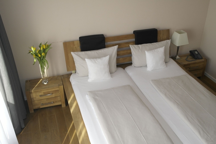 Imagen de la habitación del Hotel Attaché, Frankfurt. Foto 7