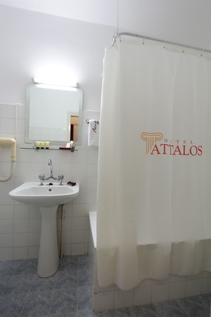 Imagen de la habitación del Hotel Attalos. Foto 6