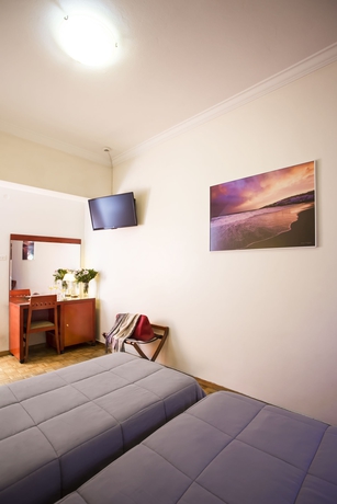 Imagen de la habitación del Hotel Attalos. Foto 7