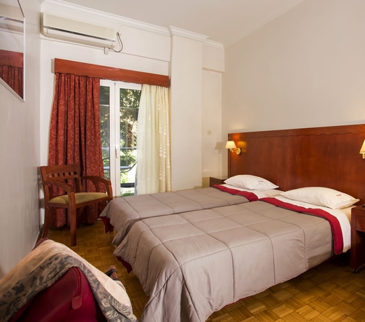 Imagen de la habitación del Hotel Attalos. Foto 8