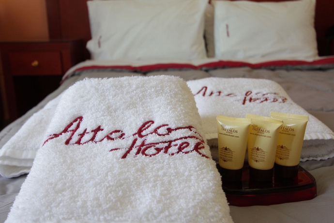 Imagen de la habitación del Hotel Attalos. Foto 11