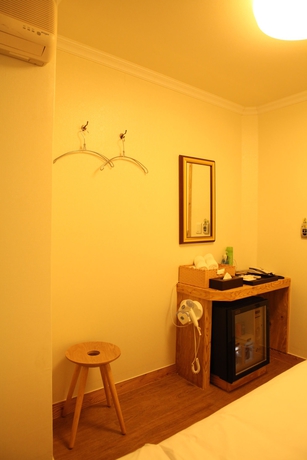 Imagen de la habitación del Hotel Atti Guesthouse. Foto 8