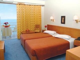 Imagen de la habitación del Hotel Attica Beach. Foto 4