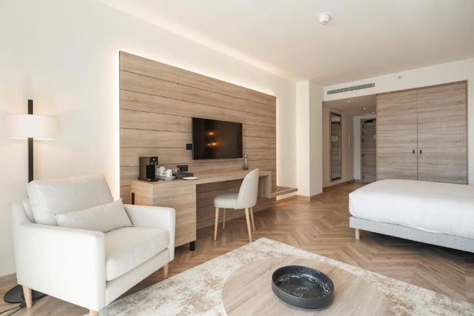 Imagen de la habitación del Hotel Attica21 Vigo. Foto 5