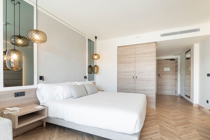 Imagen de la habitación del Hotel Attica21 Vigo. Foto 6