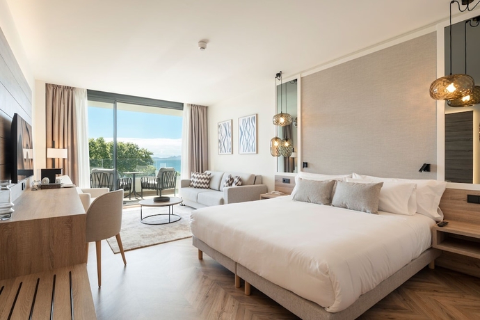 Imagen de la habitación del Hotel Attica21 Vigo. Foto 12