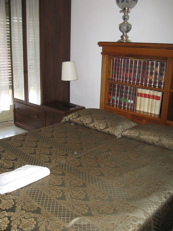 Imagen de la habitación del Hotel Attico Dei Pini. Foto 9