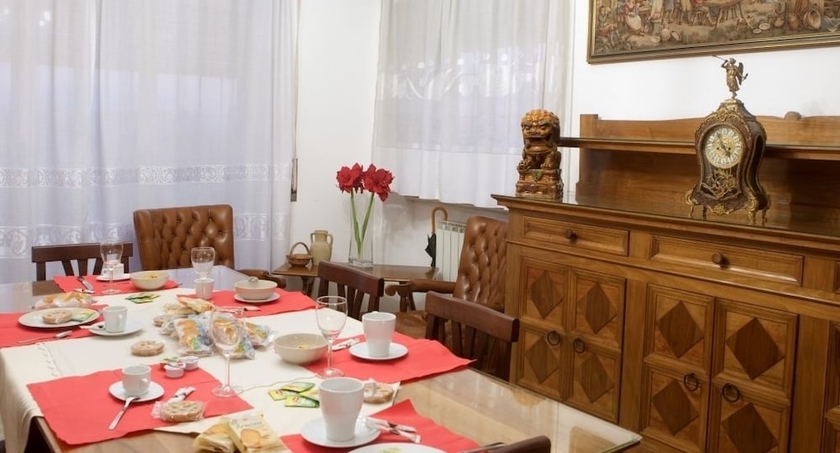 Imagen de los interiores del Hotel Attico Dei Pini. Foto 18