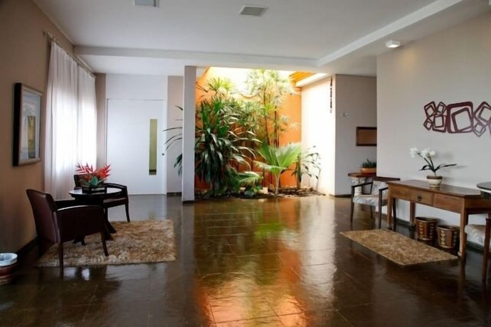 Imagen de los interiores del Hotel Attie Park. Foto 20