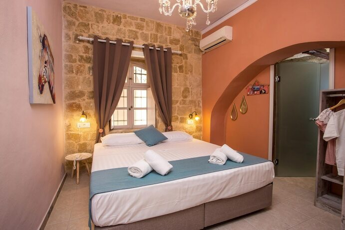 Imagen de la habitación del Hotel Attiki. Foto 19