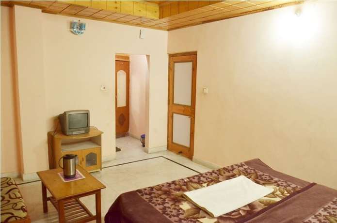 Imagen de los interiores del Hotel Atul Regency. Foto 10