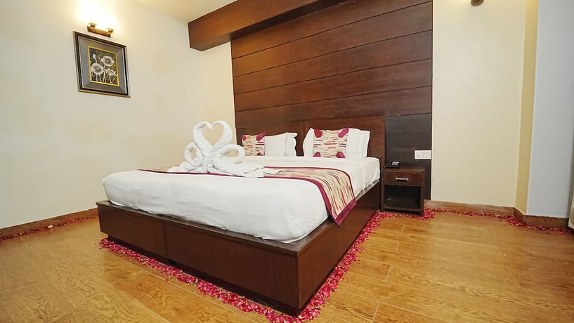 Imagen de la habitación del Hotel Atulyaa Taj. Foto 7