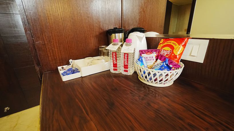 Imagen de la habitación del Hotel Atulyaa Taj. Foto 15