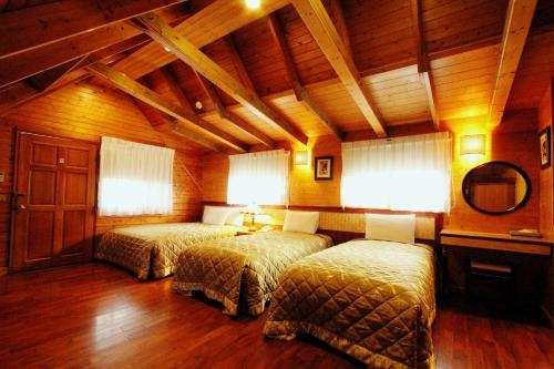 Imagen de la habitación del Hotel Atunas Holiday Country. Foto 7