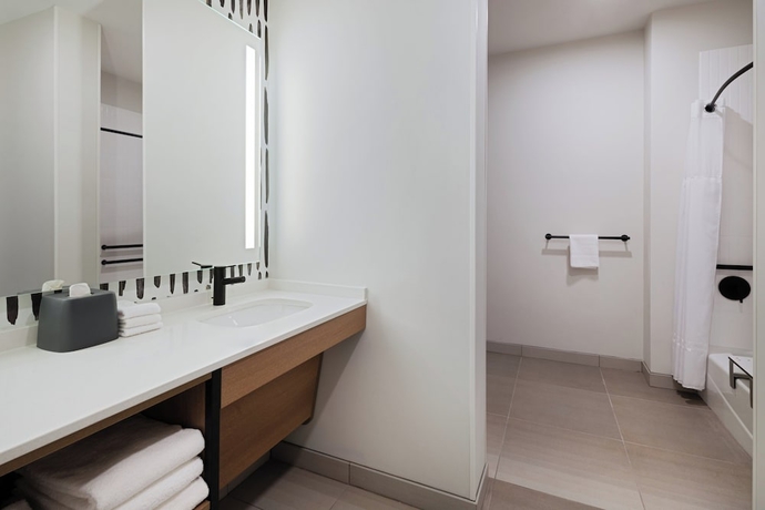 Imagen de la habitación del Hotel Atwell Suites Kansas City Airport by IHG. Foto 8
