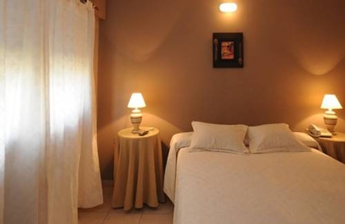 Imagen de la habitación del Hotel Atyla Soho Village. Foto 36