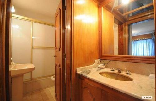 Imagen de la habitación del Hotel Atyla Soho Village. Foto 40