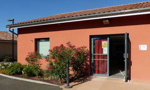 Imagen general del Hotel Au Beaujolais Saint Jean. Foto 2