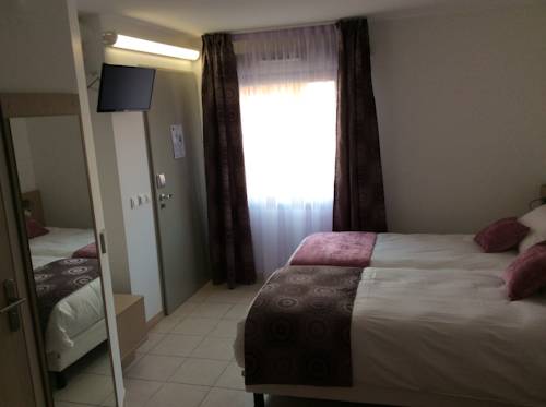 Imagen de la habitación del Hotel Au Beaujolais Saint Jean. Foto 4