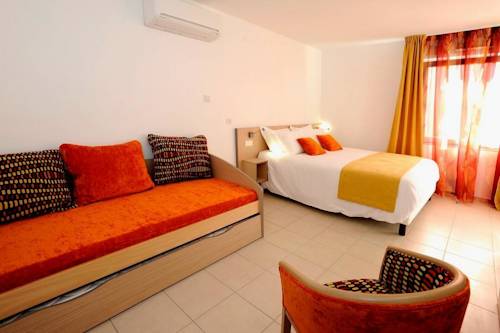 Imagen de la habitación del Hotel Au Beaujolais Saint Jean. Foto 6