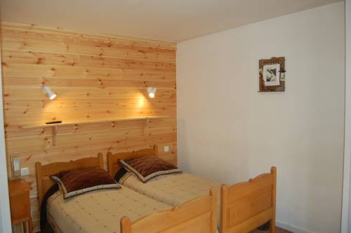 Imagen de la habitación del Hotel Au Bon Logis. Foto 6