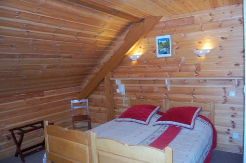 Imagen de la habitación del Hotel Au Bon Logis. Foto 13