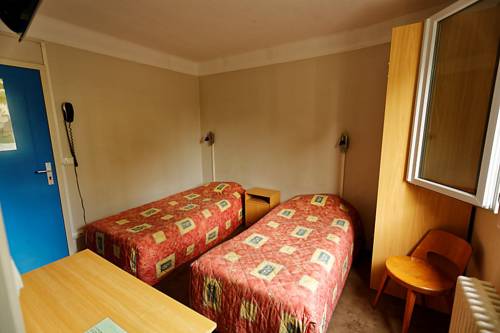 Imagen de la habitación del Hotel Au Bon Sejour. Foto 2