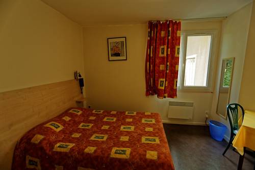Imagen de la habitación del Hotel Au Bon Sejour. Foto 5
