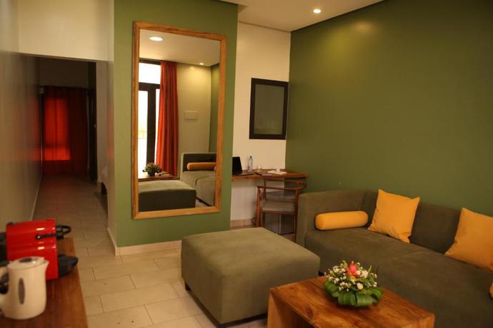 Imagen general del Hotel Au Bord De L'Eau. Foto 8