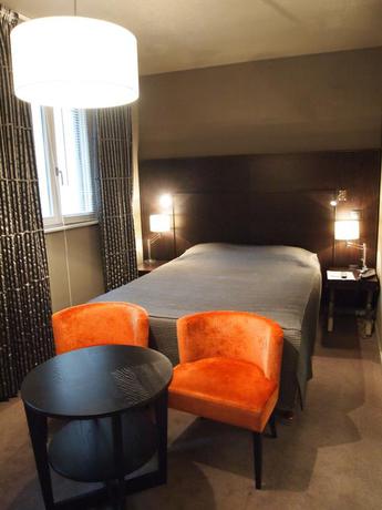 Imagen general del Hotel Au Cerf D'or. Foto 6