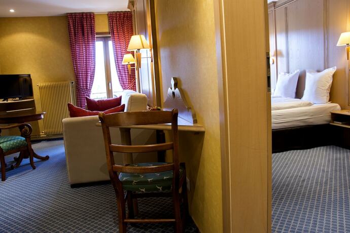 Imagen de la habitación del Hotel Au Chasseur. Foto 19