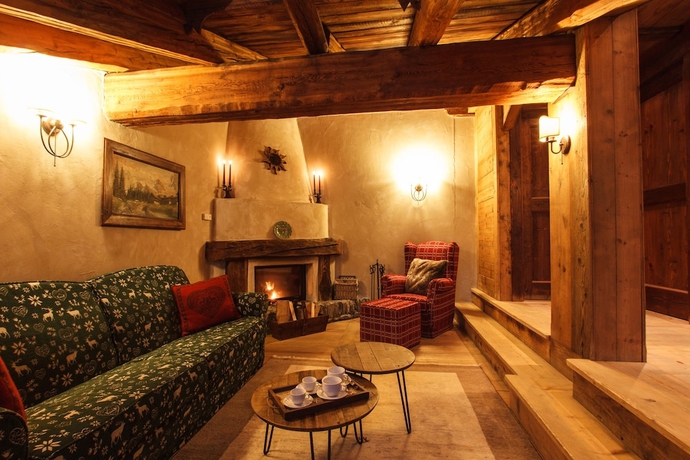 Imagen de los interiores del Hotel Au Coeur Des Neiges. Foto 19