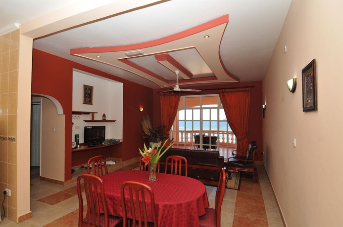 Imagen de la habitación del Hotel Au Fond De Mer View. Foto 8