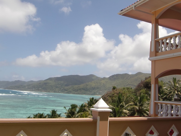 Imagen de la habitación del Hotel Au Fond De Mer View. Foto 12